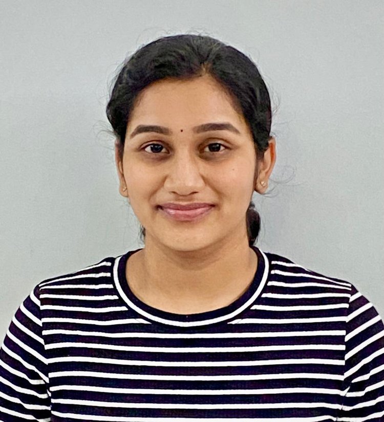 Shruthi Karthikeyan picture